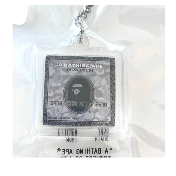 NEW Bape A Bathing Ape KEYCHAIN Accessory Purse Charm Key Fob AMEX Gray Camo NIP - Picture 1 of 5
